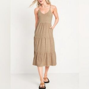 Old Navy Tiered Dress Medium
